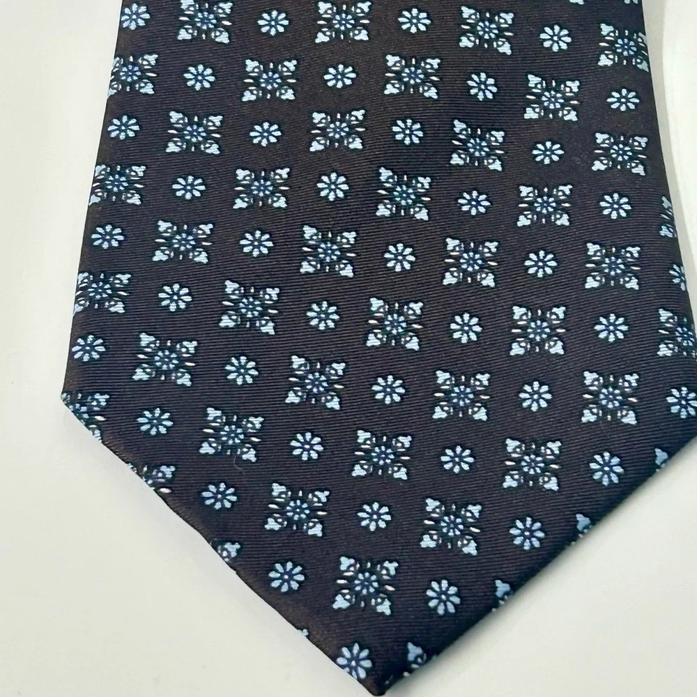 Vintage Christian Door Men’s Silk Tie 55” x 3”. - Picture 3 of 5